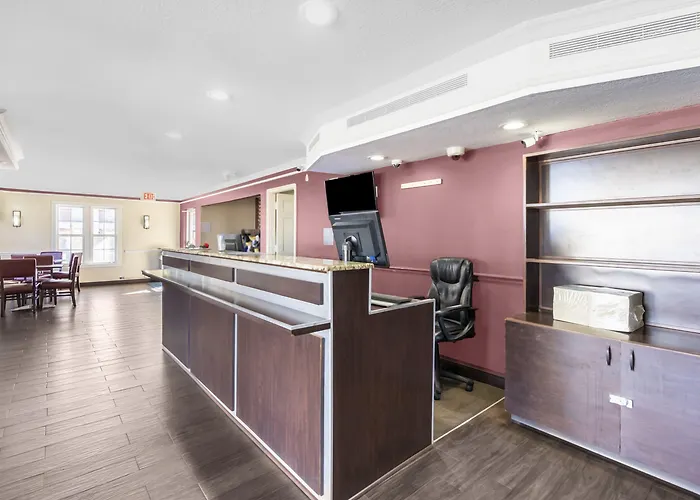Hotel Oyo N Sheridan Rd & Airport Tulsa