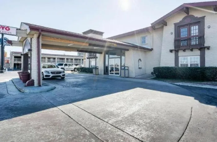 Hotel Oyo N Sheridan Rd & Airport Tulsa
